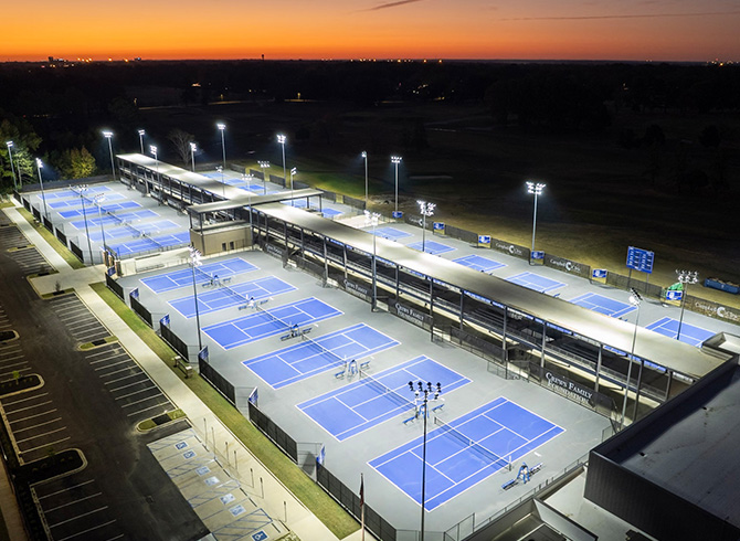 美國孟菲斯Leftwich網(wǎng)球中心（ Leftwich Tennis Center）