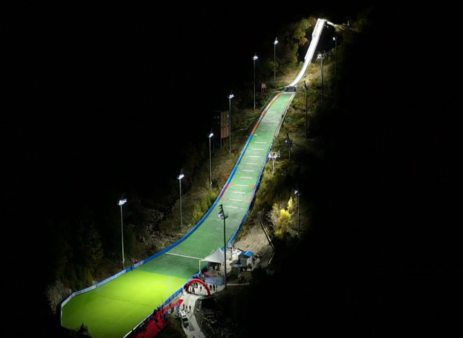 2022北京冬奧會(huì)訓(xùn)練基地：吉林北大壺K90跳臺(tái)滑雪場(chǎng)